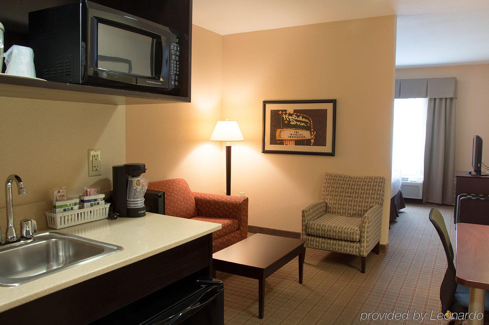 Holiday Inn Express & Suites East Wichita I-35 Andover By Ihg Buitenkant foto