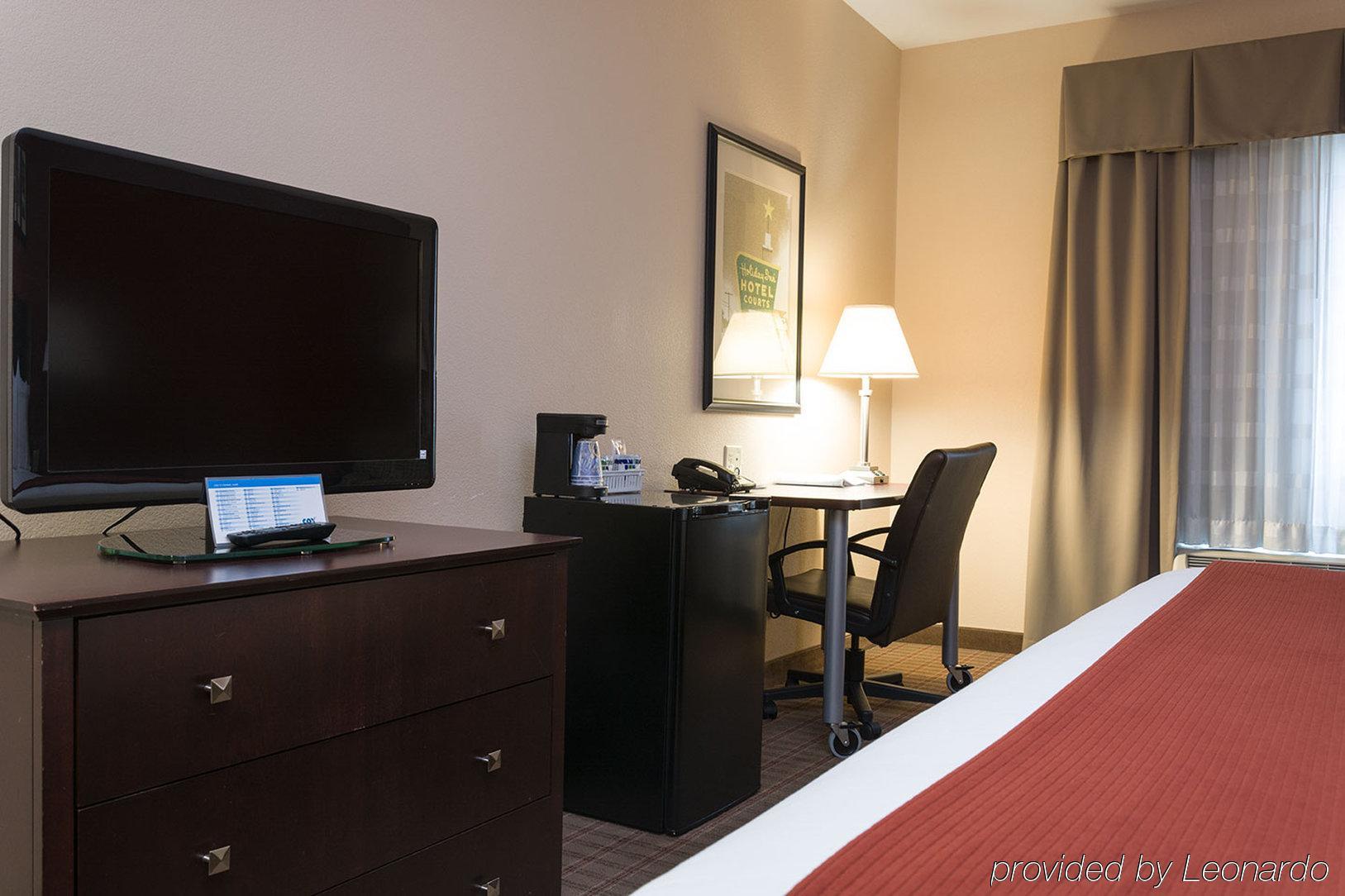 Holiday Inn Express & Suites East Wichita I-35 Andover By Ihg Buitenkant foto