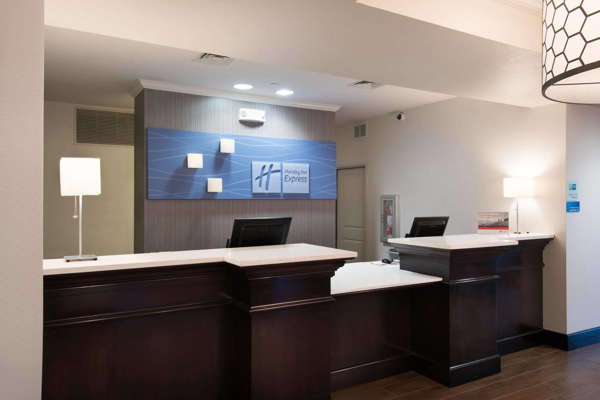 Holiday Inn Express & Suites East Wichita I-35 Andover By Ihg Buitenkant foto