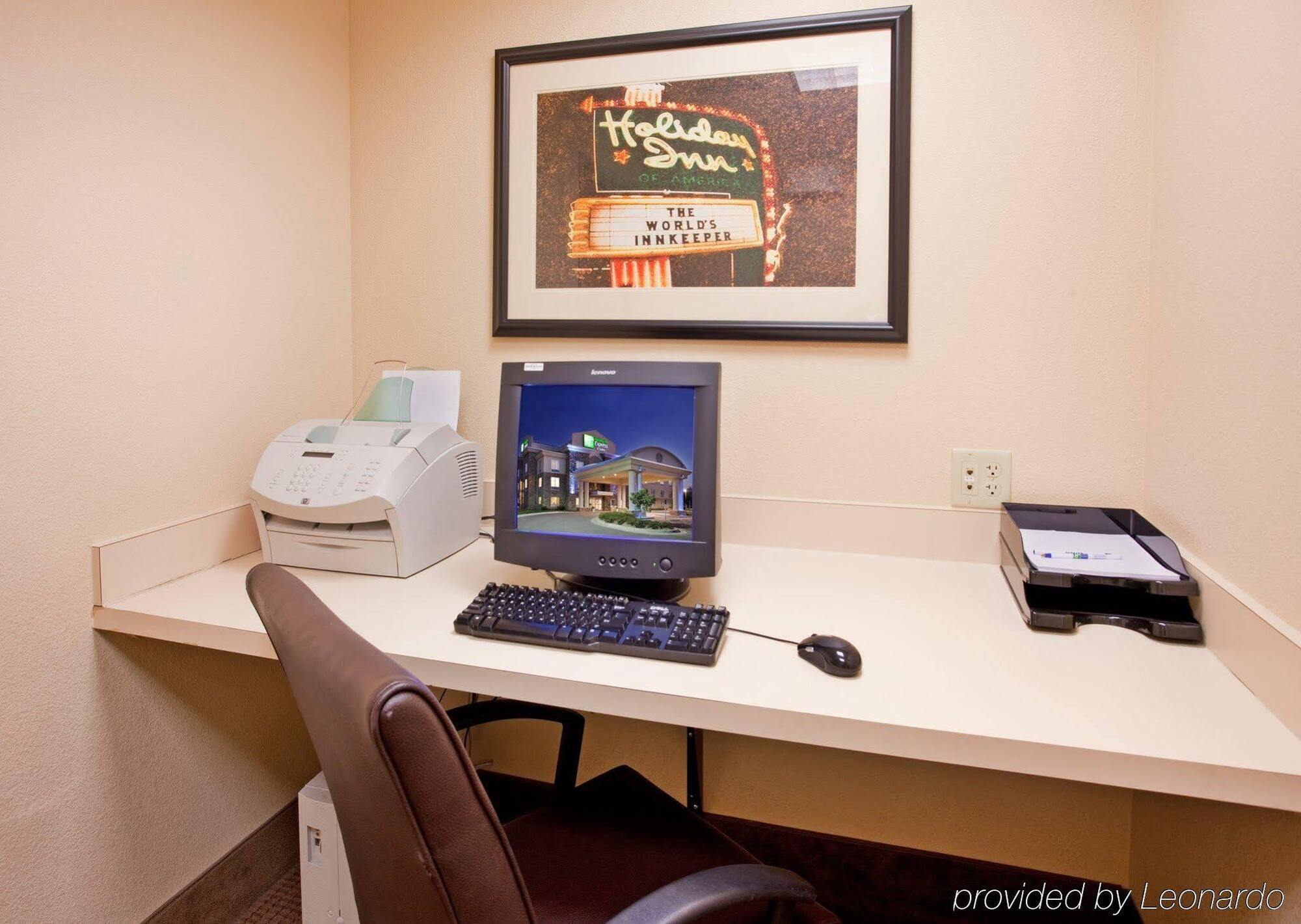 Holiday Inn Express & Suites East Wichita I-35 Andover By Ihg Buitenkant foto
